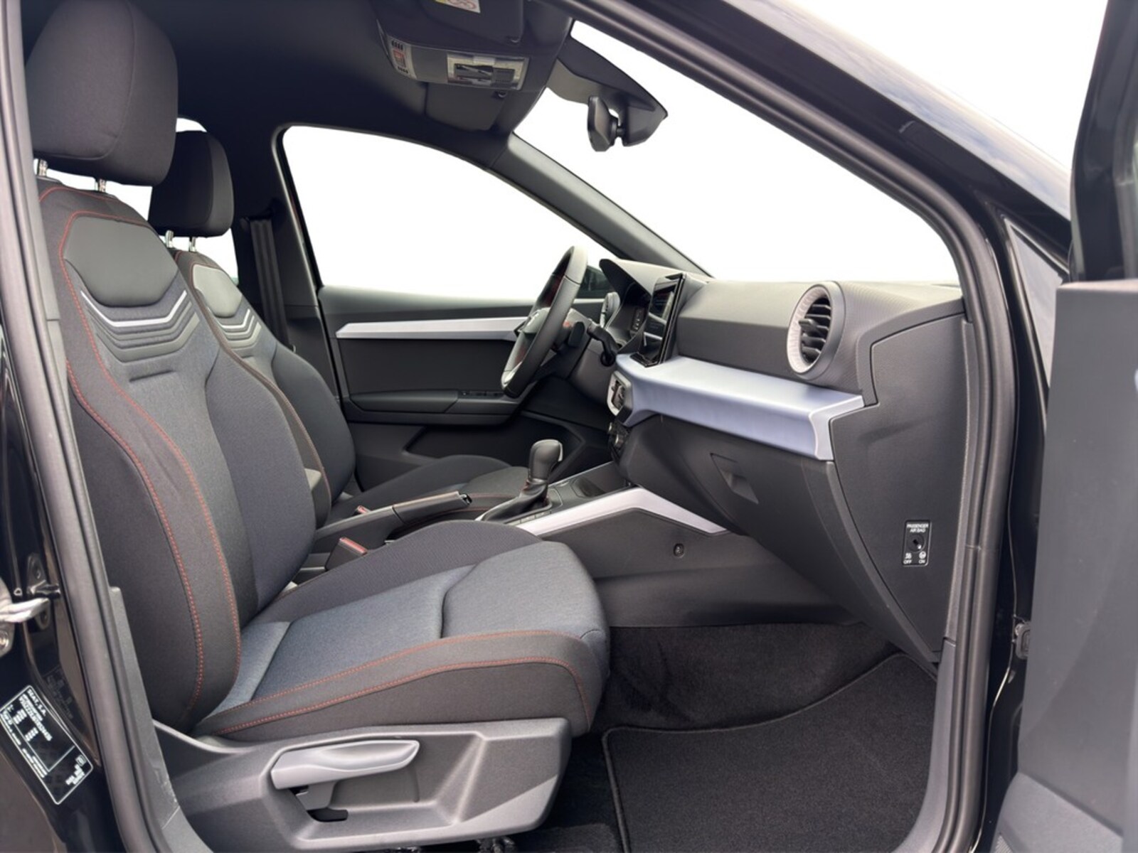 SEAT Arona – Bild 8