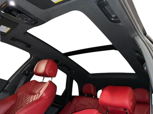 2023 Audi SQ5