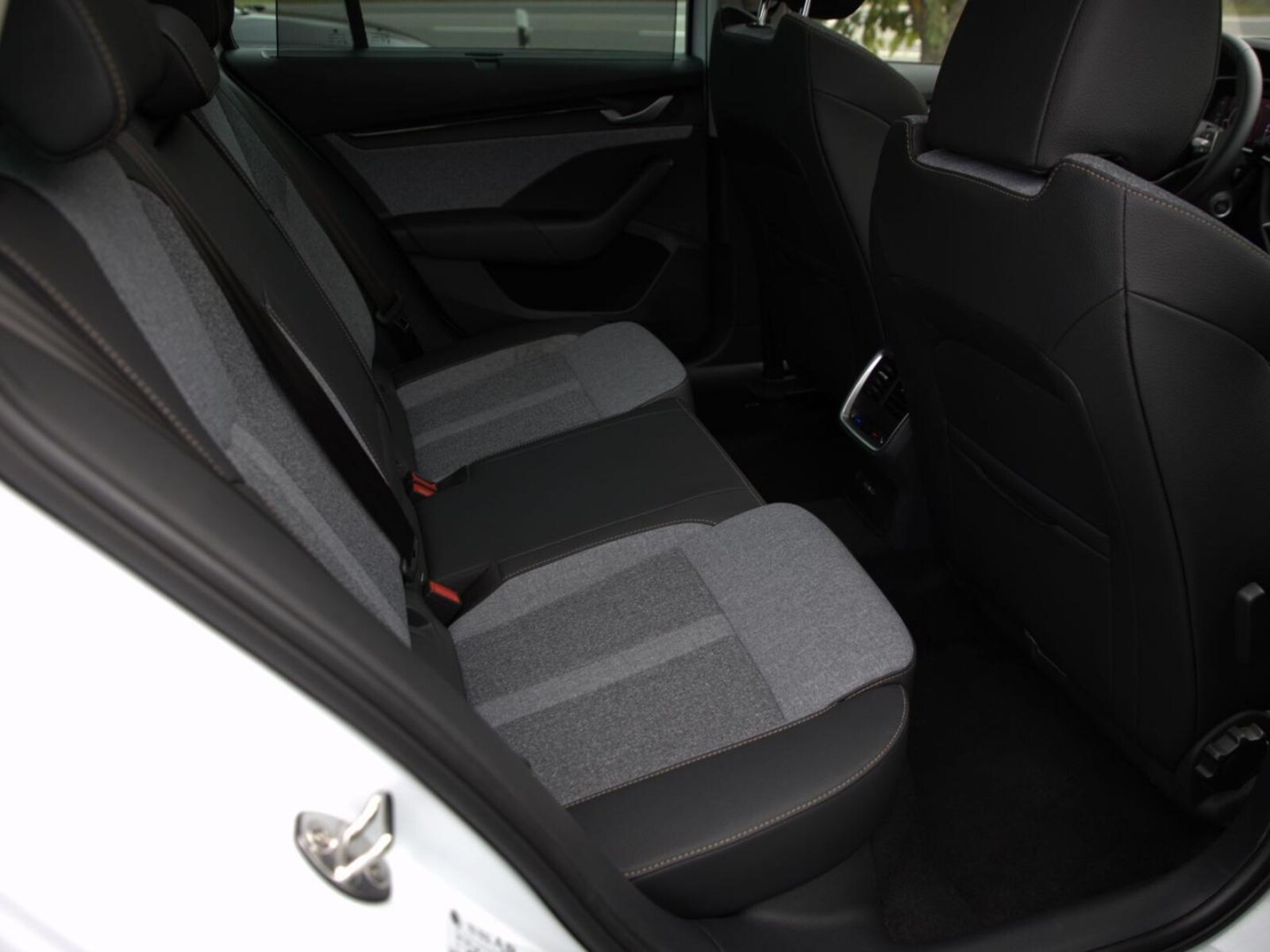 Škoda Octavia Combi – Bild 22