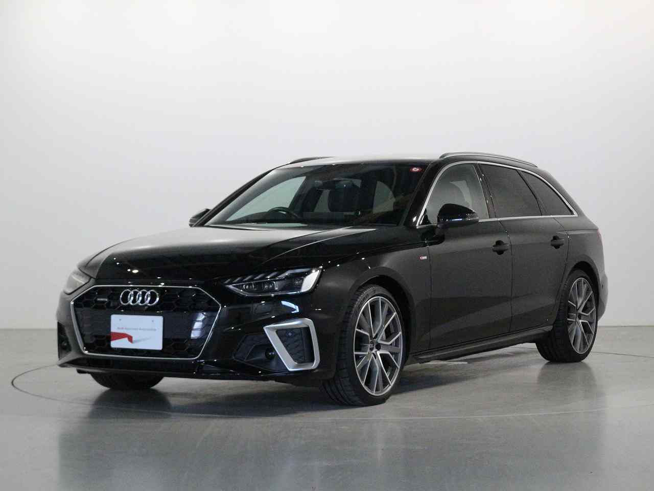 Image about Audi A4 Avant 40 TDI quattro S line