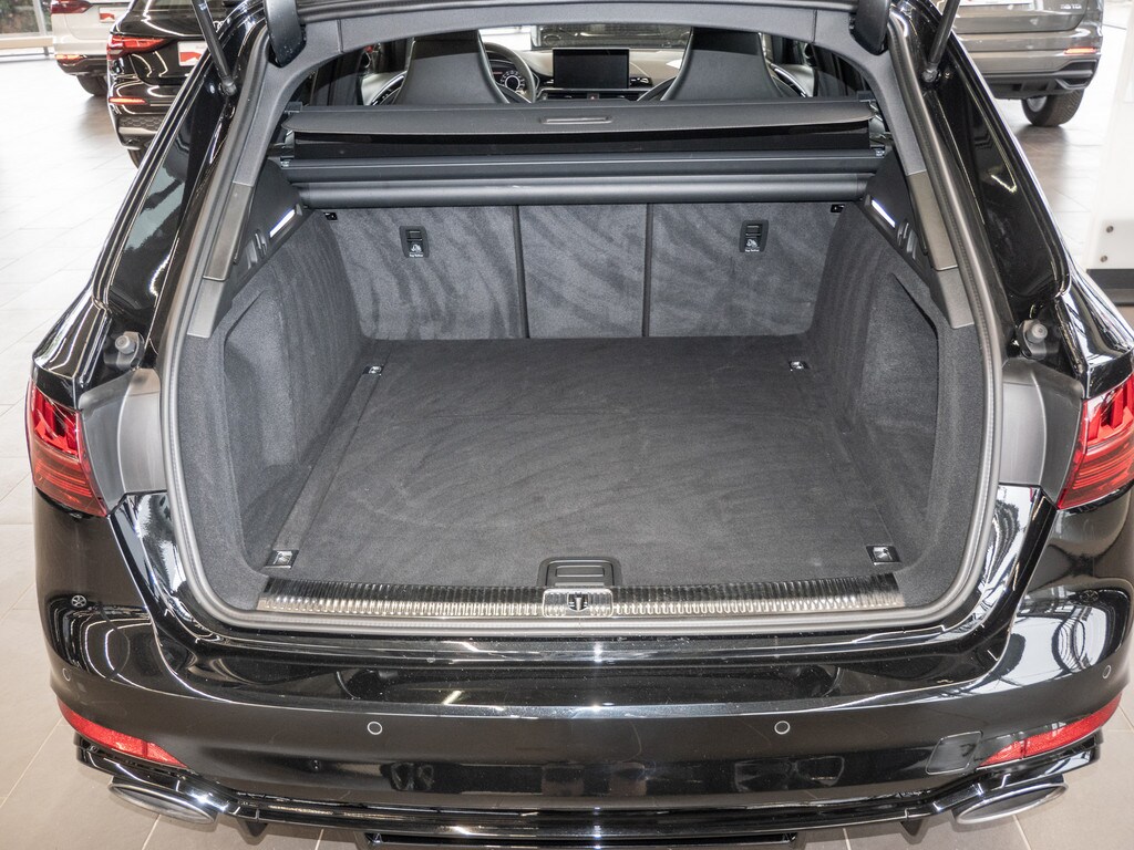 Image about Audi RS 4 Avant TFSI quattro tiptronic