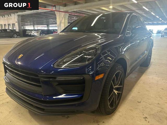 2022 Porsche Macan Base