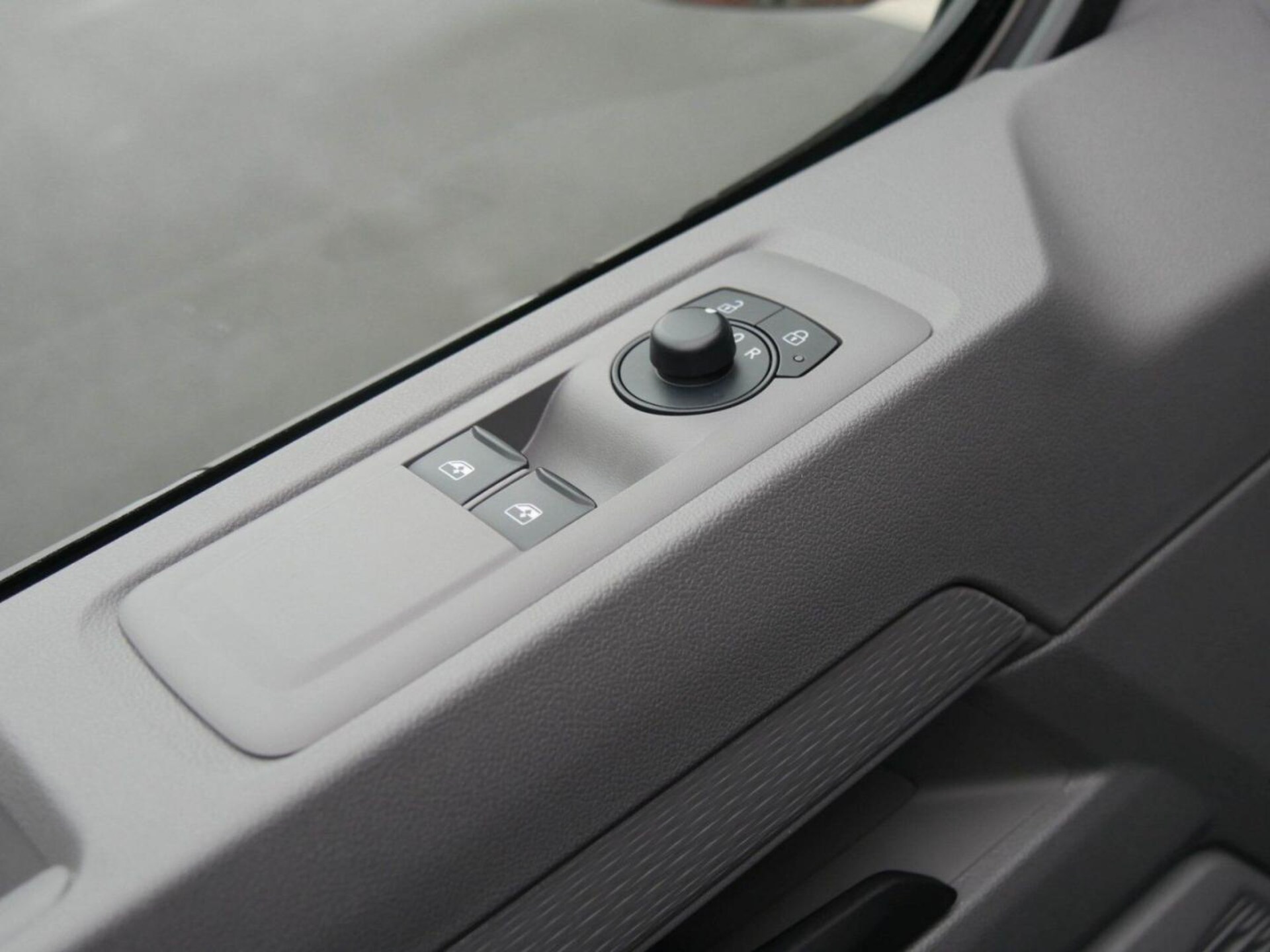 Volkswagen Transporter Kasten langer Radstand