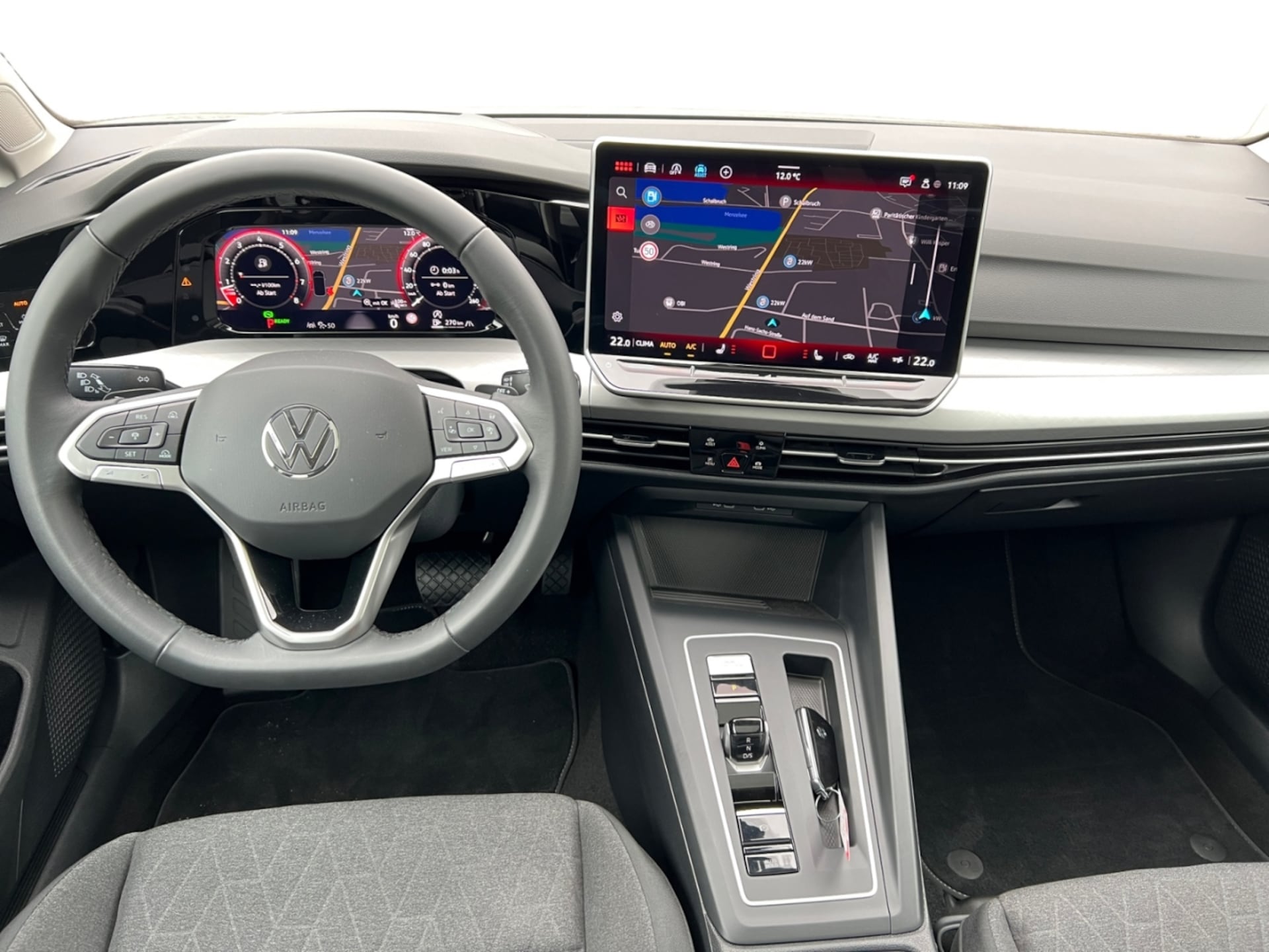 Volkswagen Golf Life