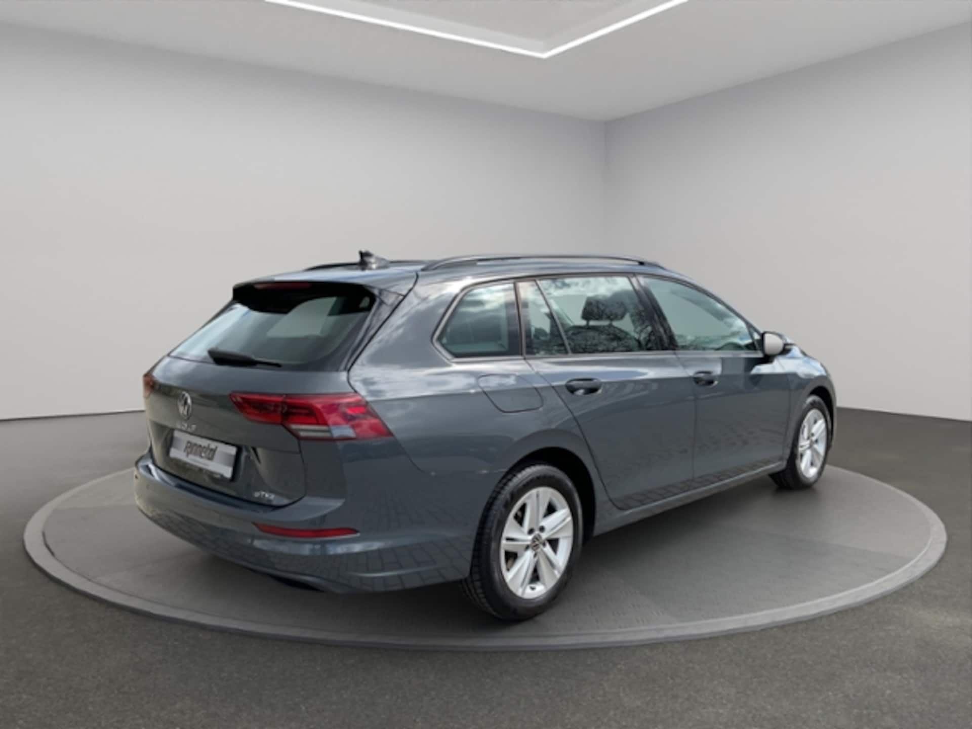 Volkswagen Golf Variant Life