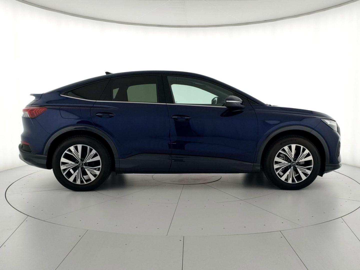 Immagine di Audi Q4 Sportback e-tron Business Advanced 40 e-tron 150,00 kW - Vista: for more details contact your dealer