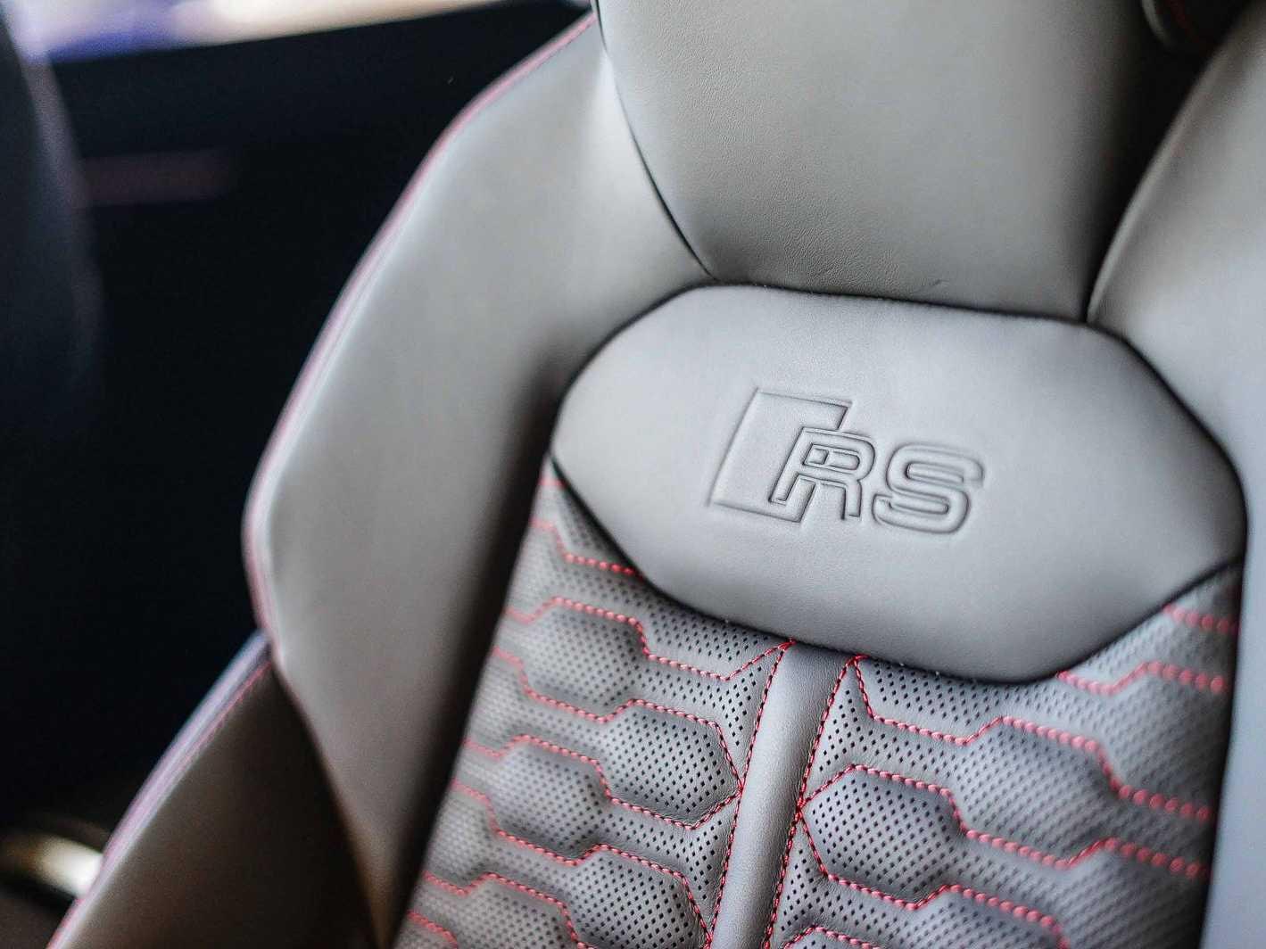 2025 Audi RS Q8 Base - Photo 27