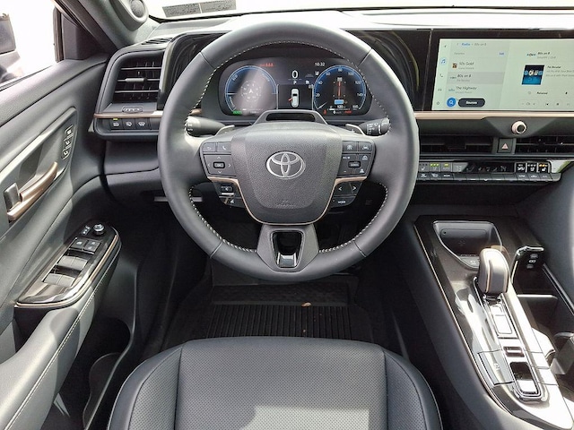 2025 Toyota Crown Signia