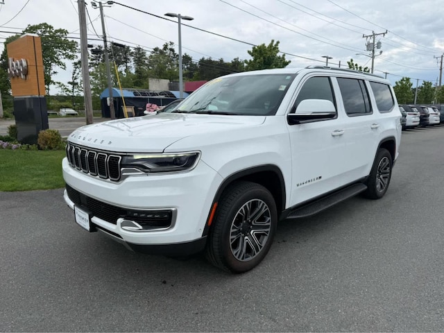2022 Jeep Wagoneer