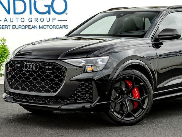2026 Audi RS Q8 SUV performance