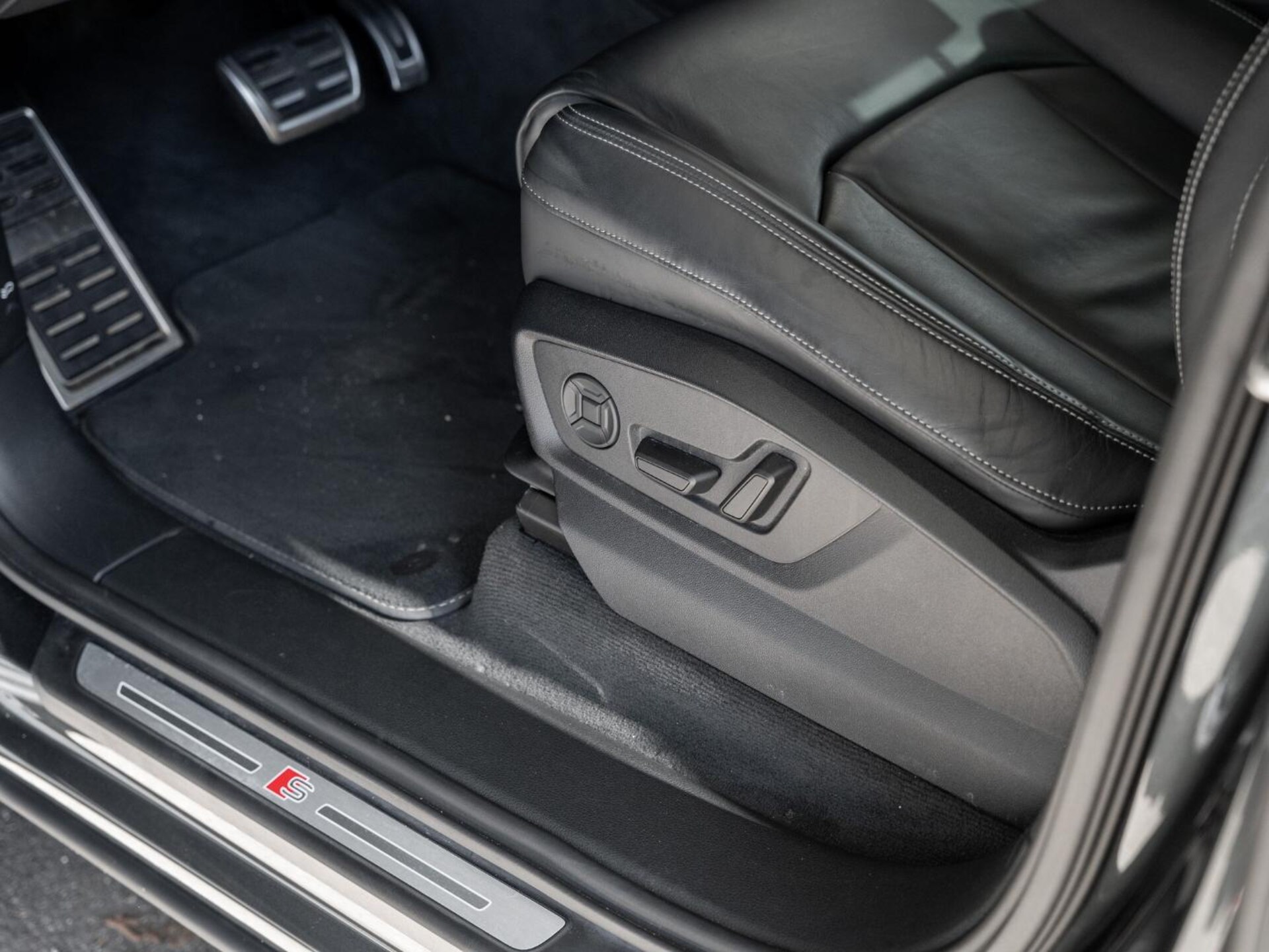 Audi SQ7 SUV
