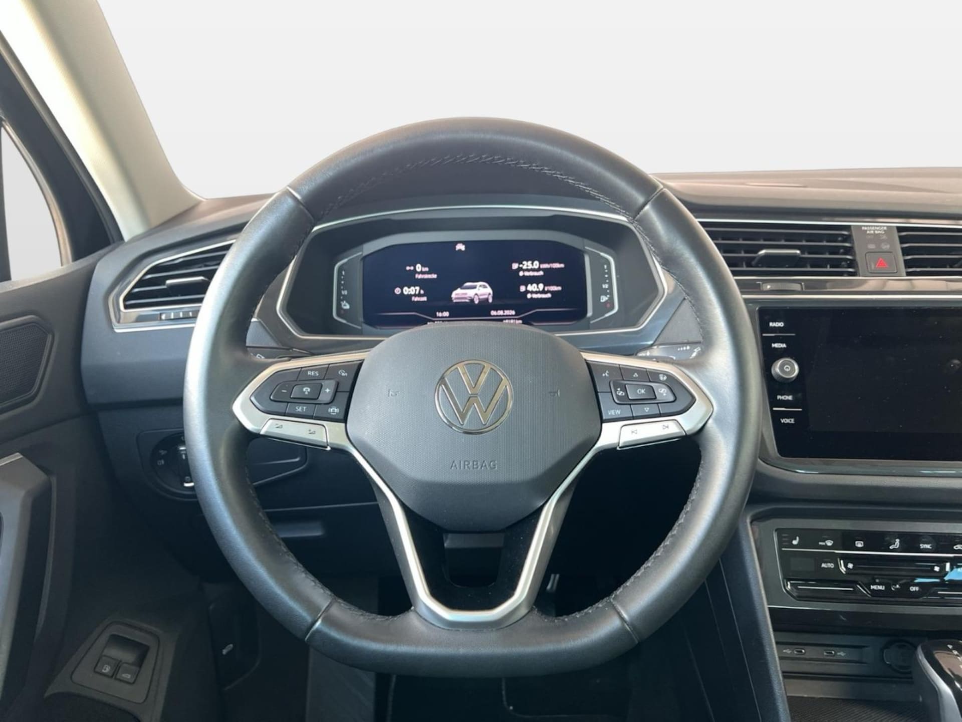 Volkswagen Tiguan Elegance