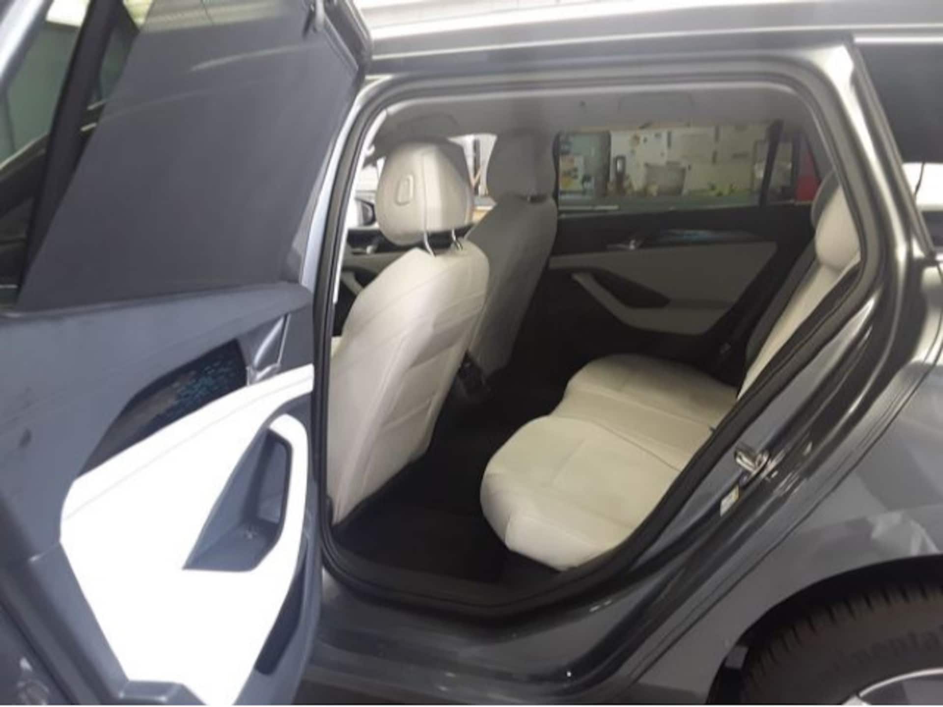 Volkswagen Passat Business