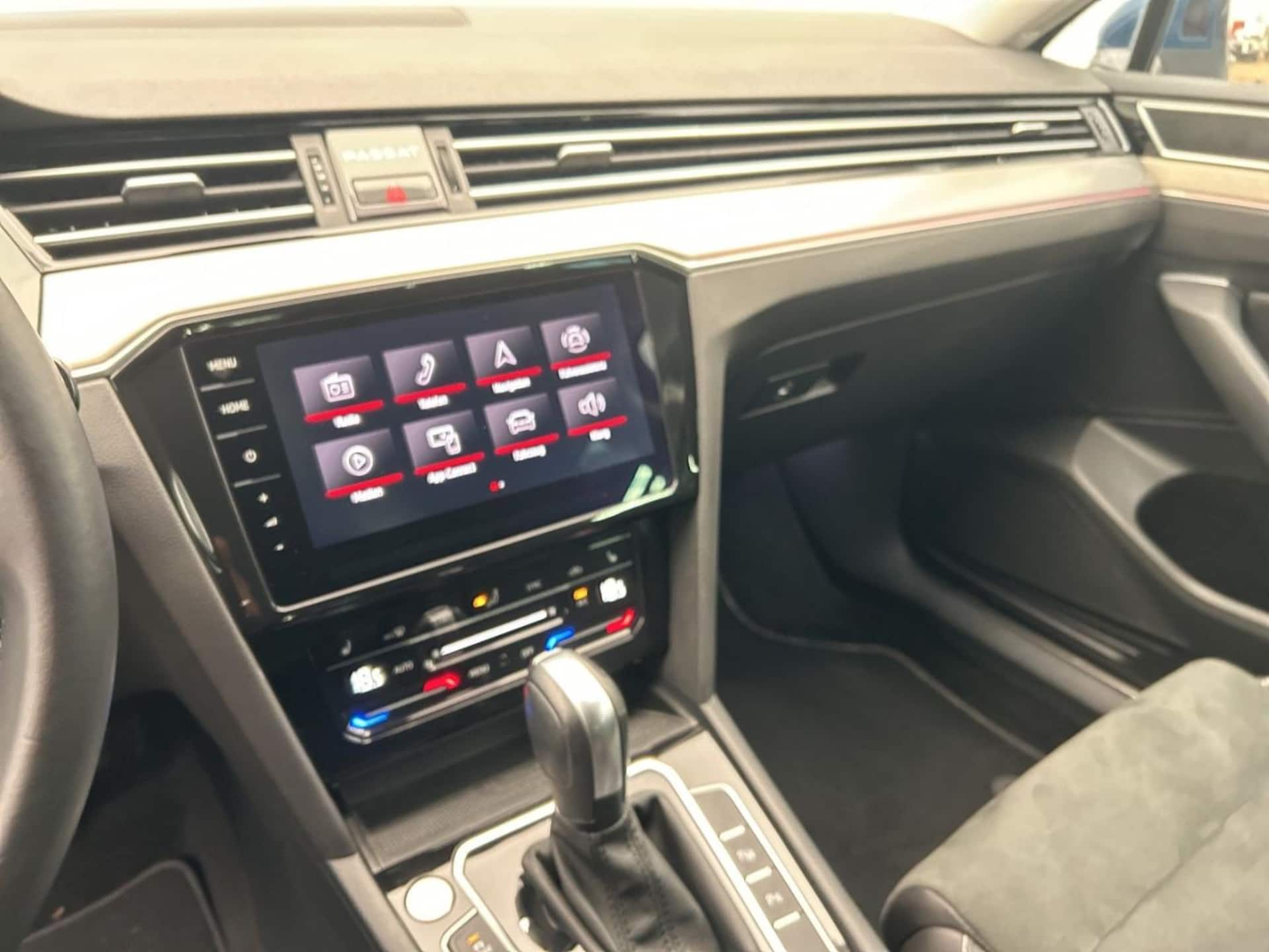 Volkswagen Passat Variant Elegance