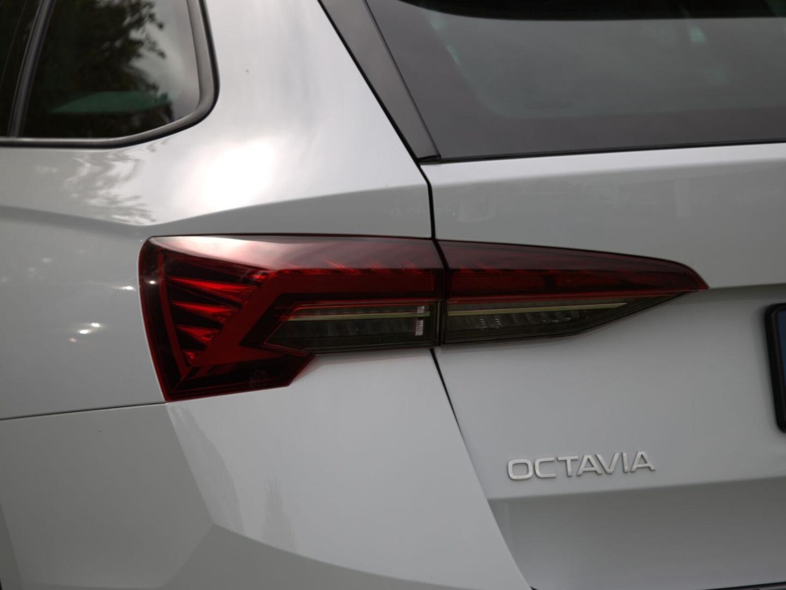 Škoda Octavia Combi – Bild 8