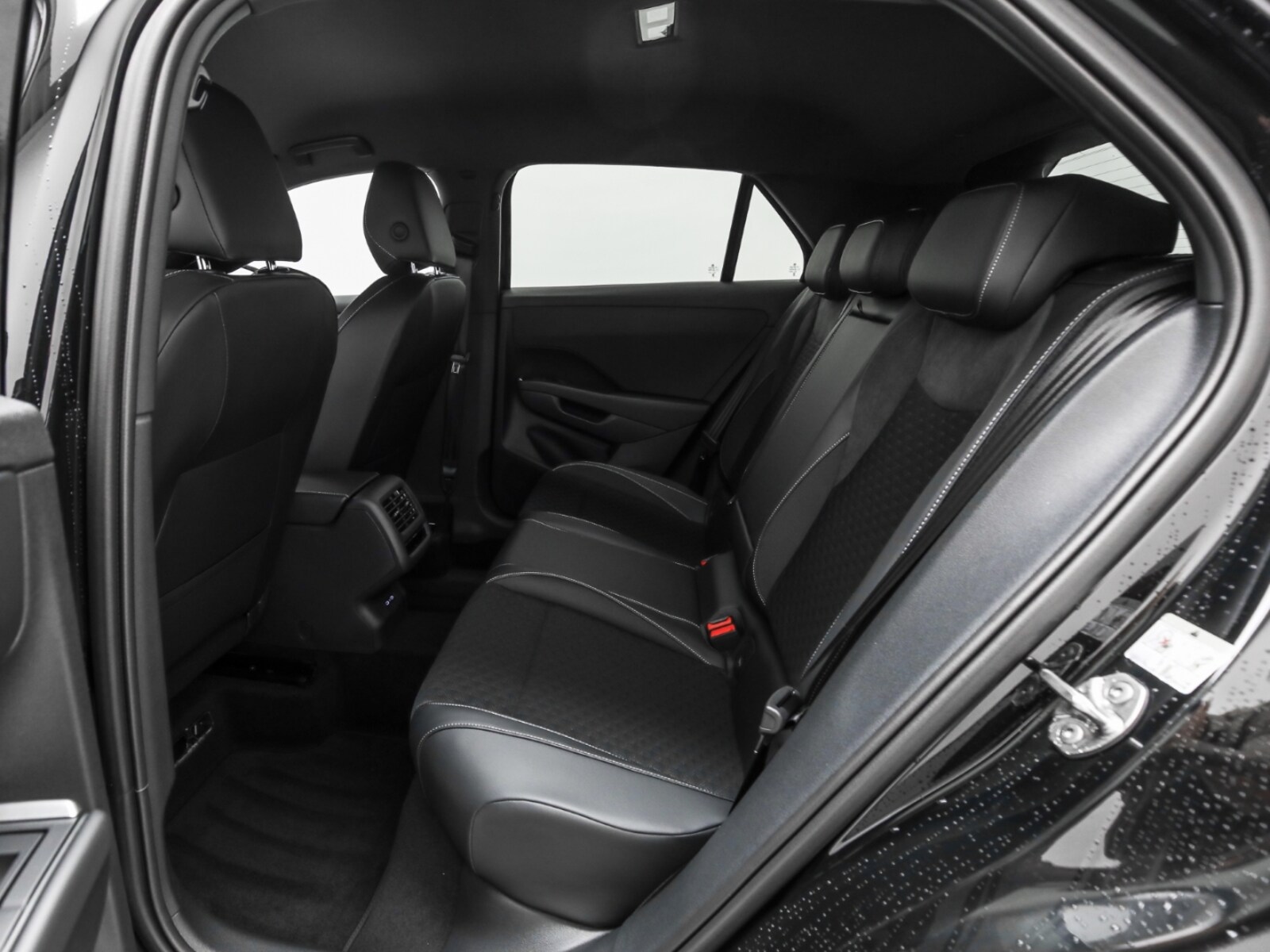 Volkswagen T-Roc – Bild 12