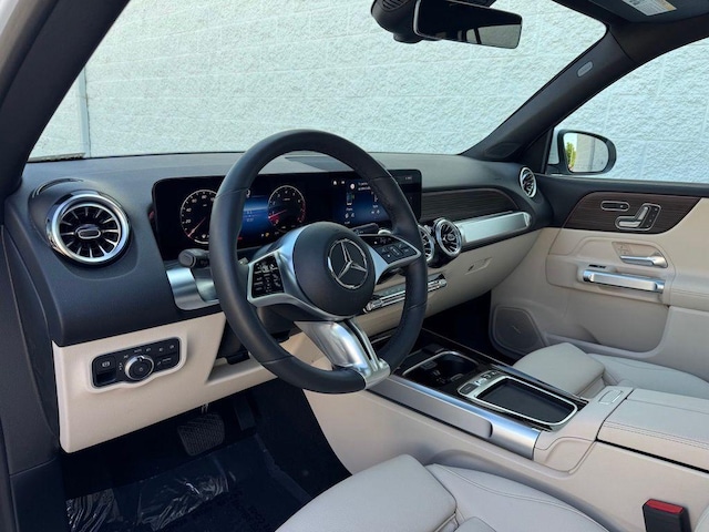 2026 Mercedes-Benz GLB 250