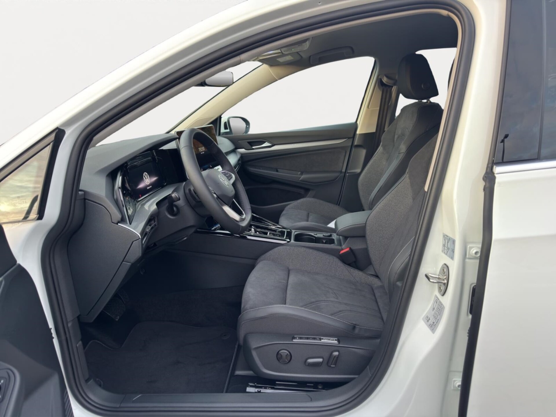 Volkswagen Golf Style