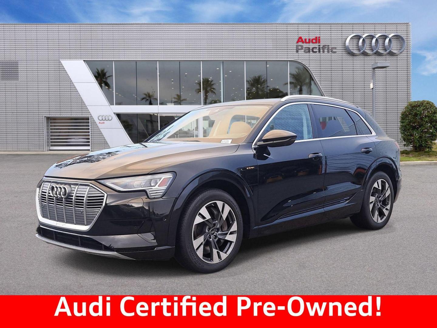 2023 Audi e-tron 95 kWh Premium Plus quattro's photo