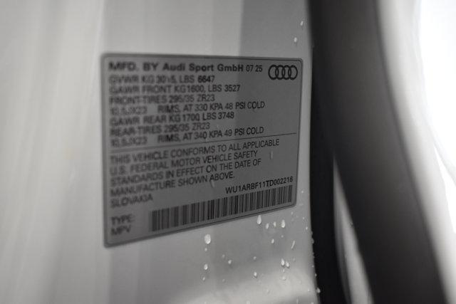 2026 Audi RS Q8 Base - Photo 44