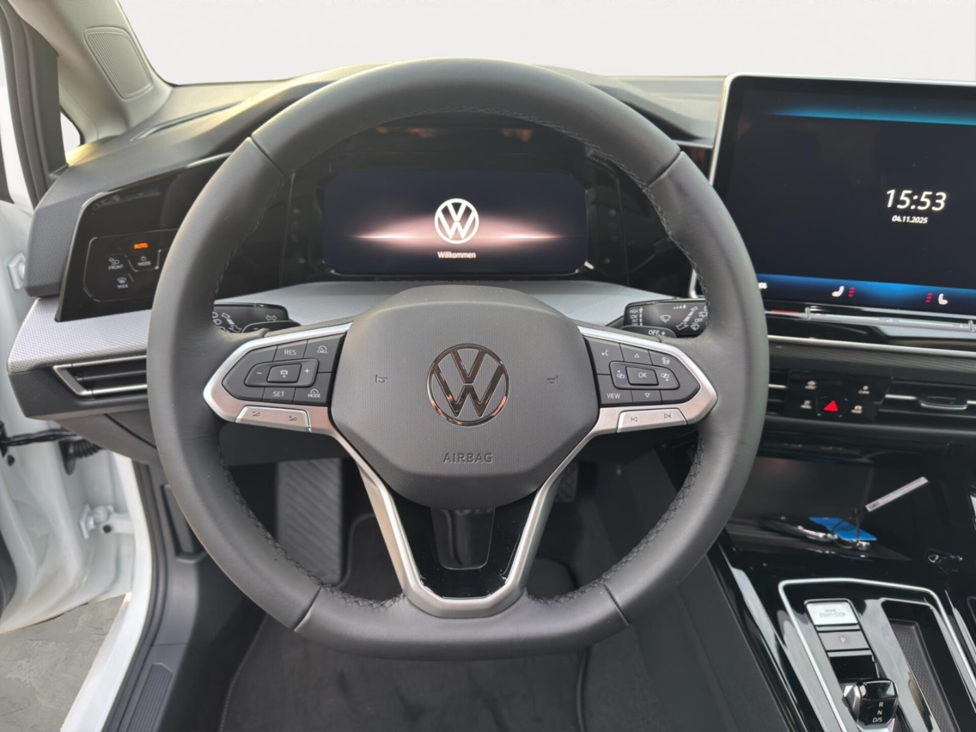 Volkswagen Golf Style
