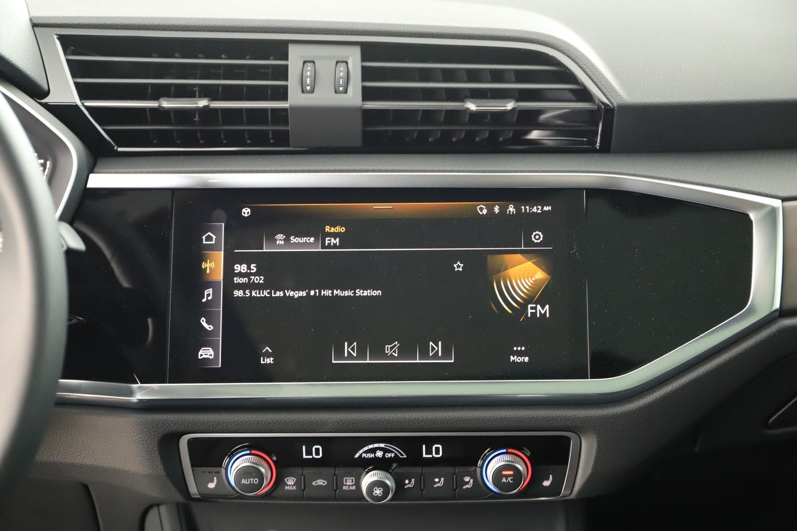 2025 Audi Q3 S Line Premium - Photo 19