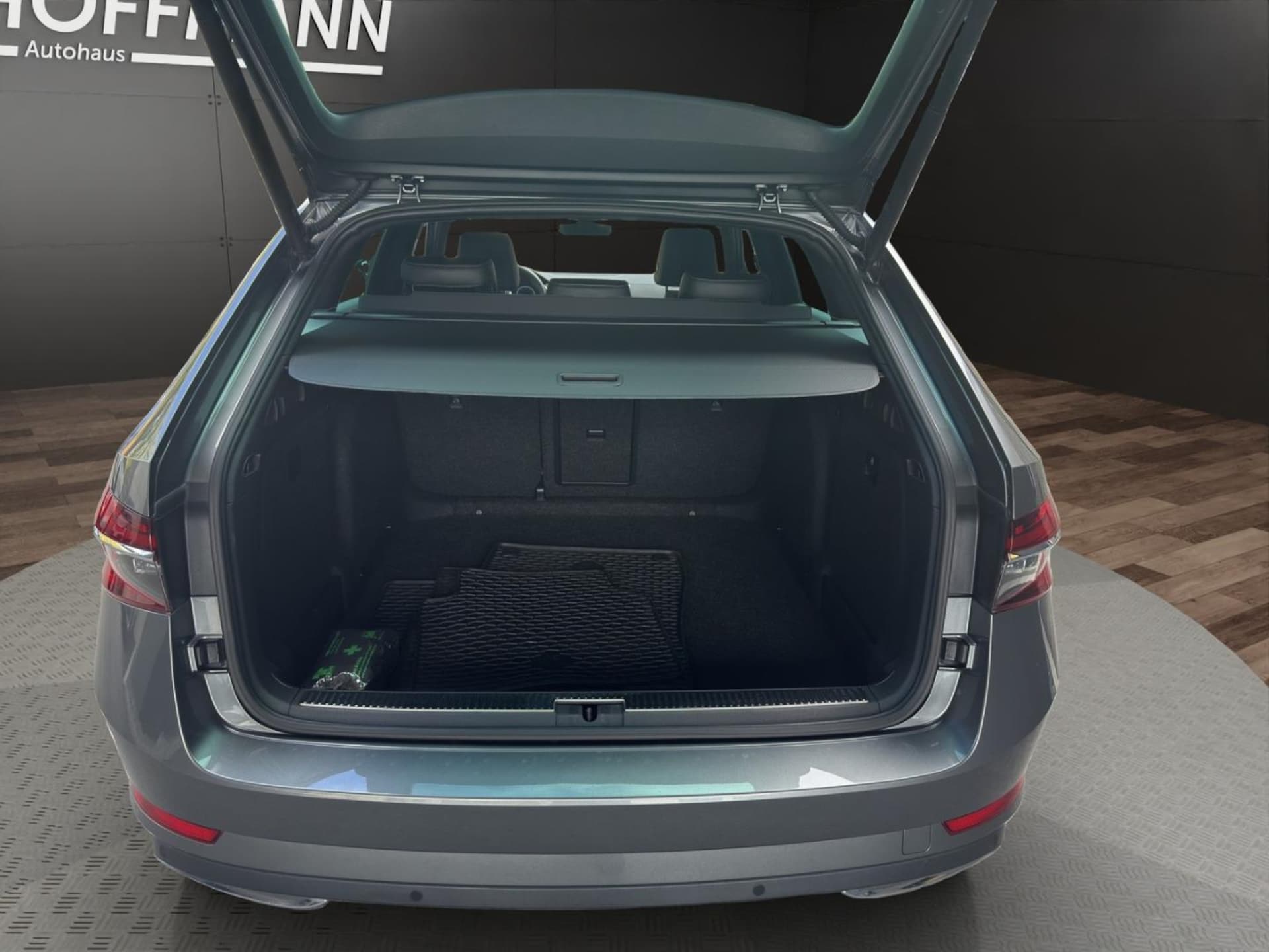 Skoda Superb Combi Laurin & Klement