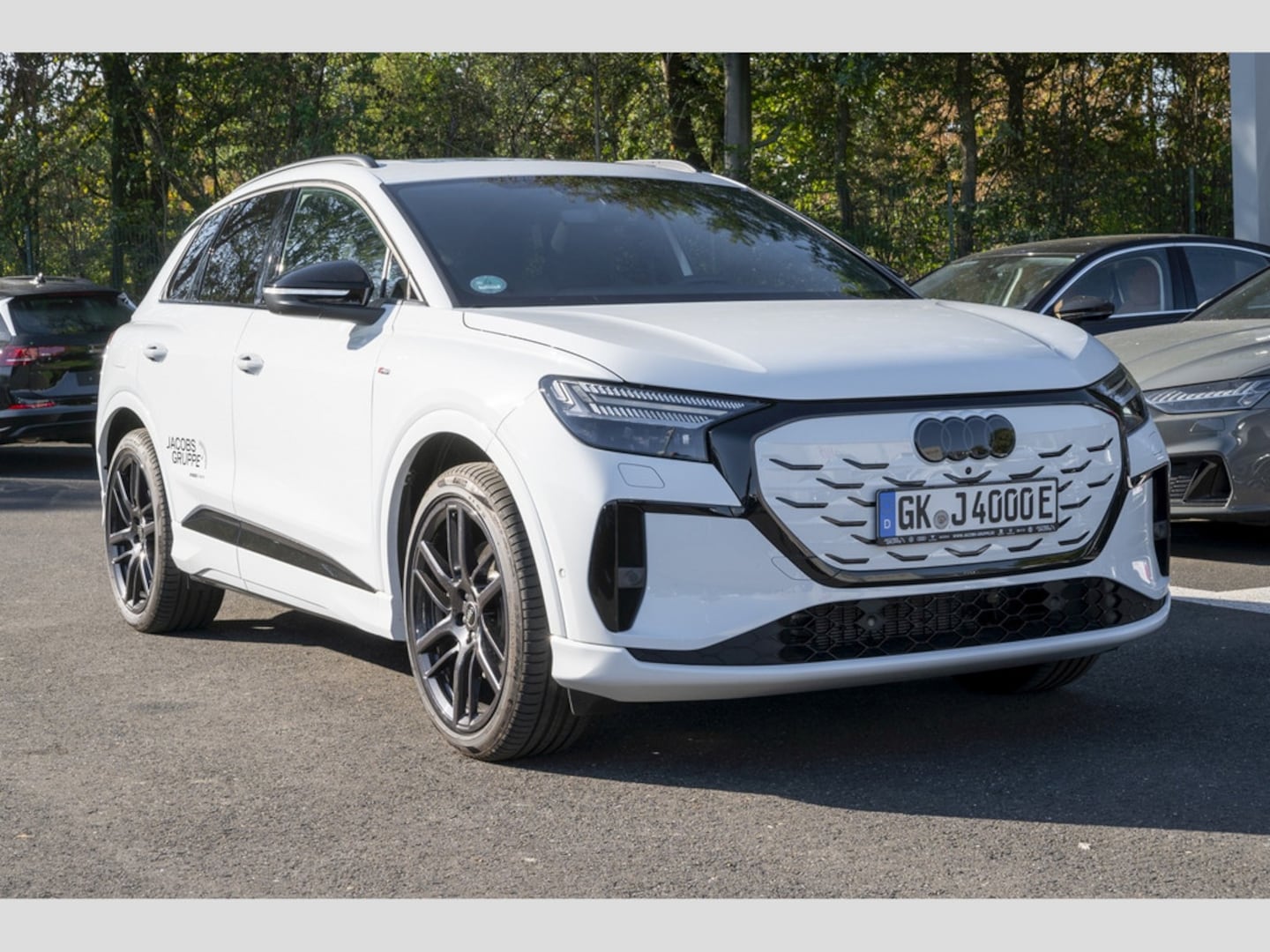 Bild über Audi Q4 SUV e-tron e-tron quattro 220 kW - für weitere Informationen kontaktieren Sie den Audi Partner