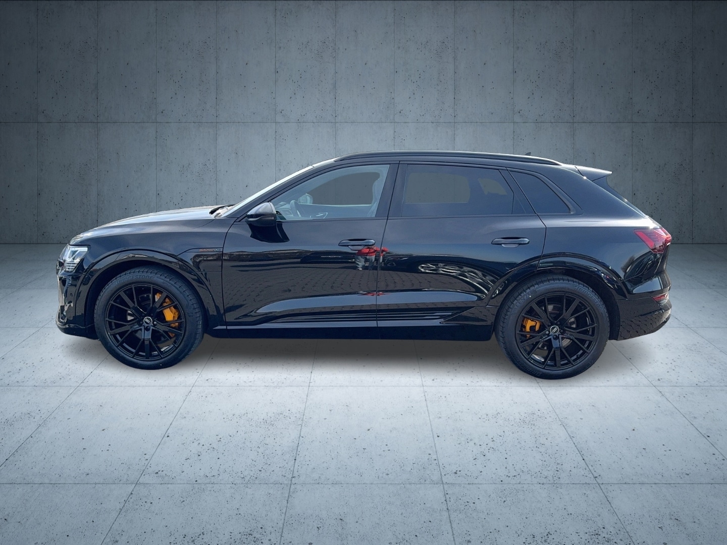 Image about Audi e-tron S line 50 quattro