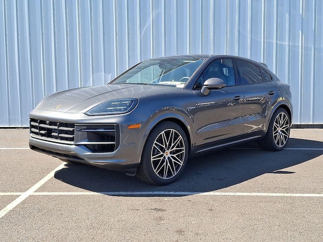 Photo of 2025 Porsche Cayenne E-Hybrid Coupe 