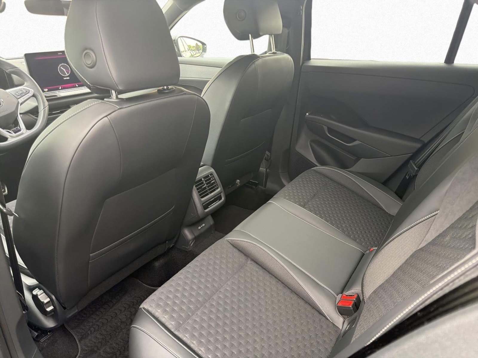 Volkswagen T-Roc – Bild 10
