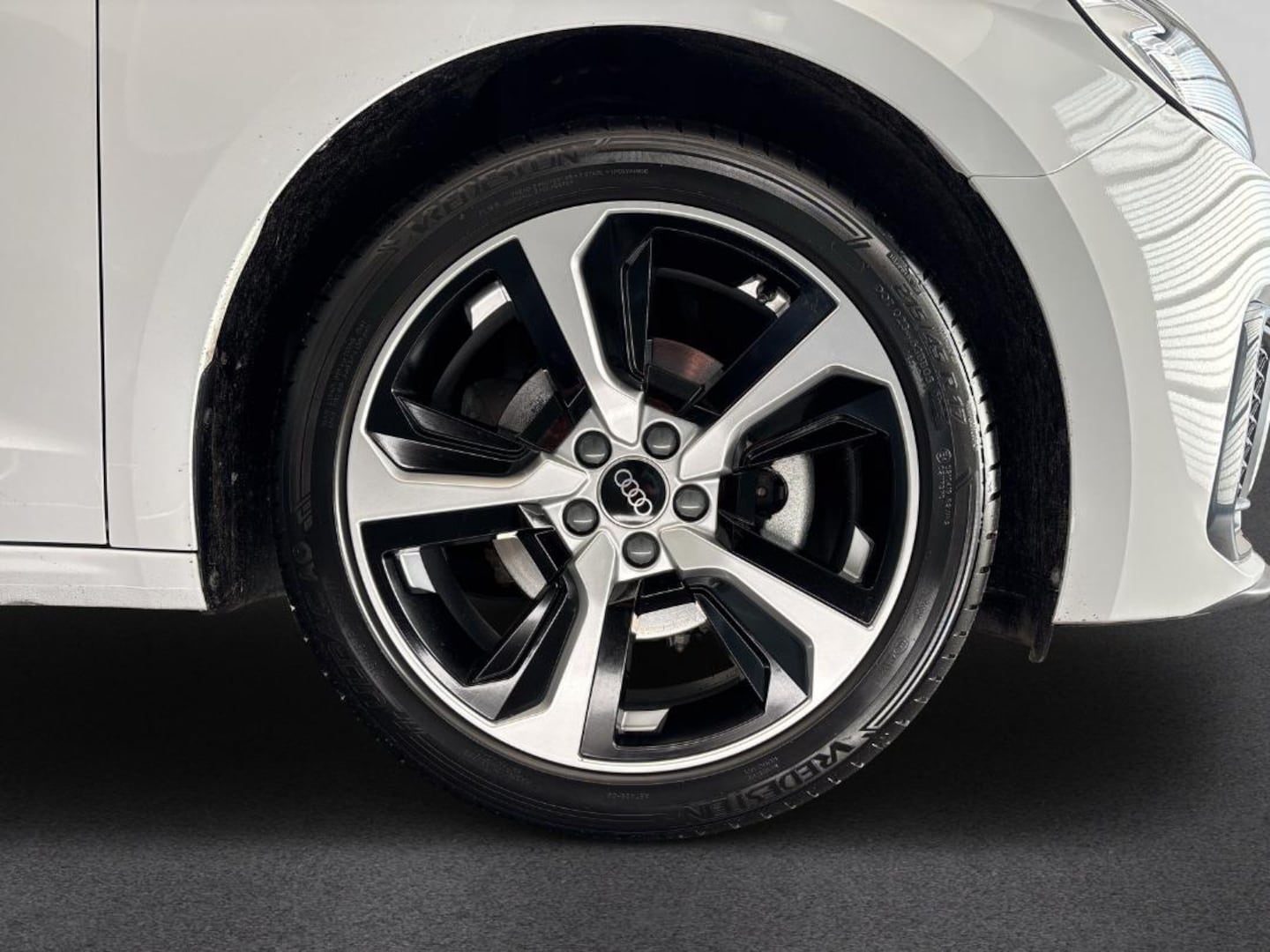 Bild über Audi A1 Sportback advanced 30 TFSI S tronic - für weitere Informationen kontaktieren Sie den Audi Partner