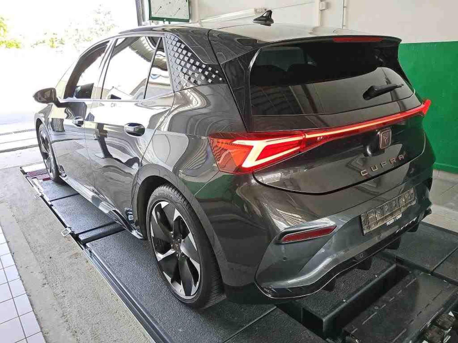 CUPRA Born