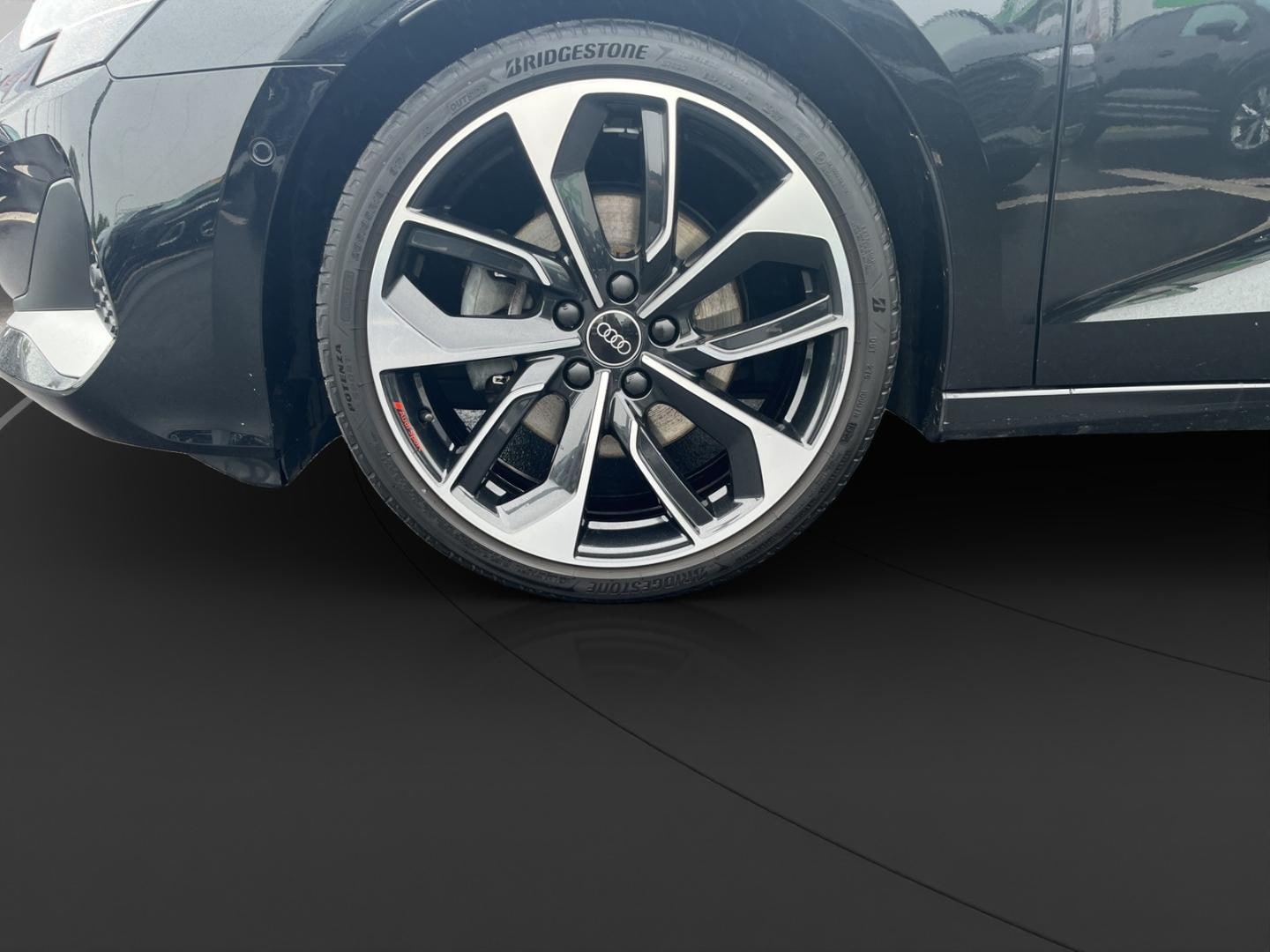 Bild über Audi A3 Sportback advanced 35 TFSI S tronic - für weitere Informationen kontaktieren Sie den Audi Partner