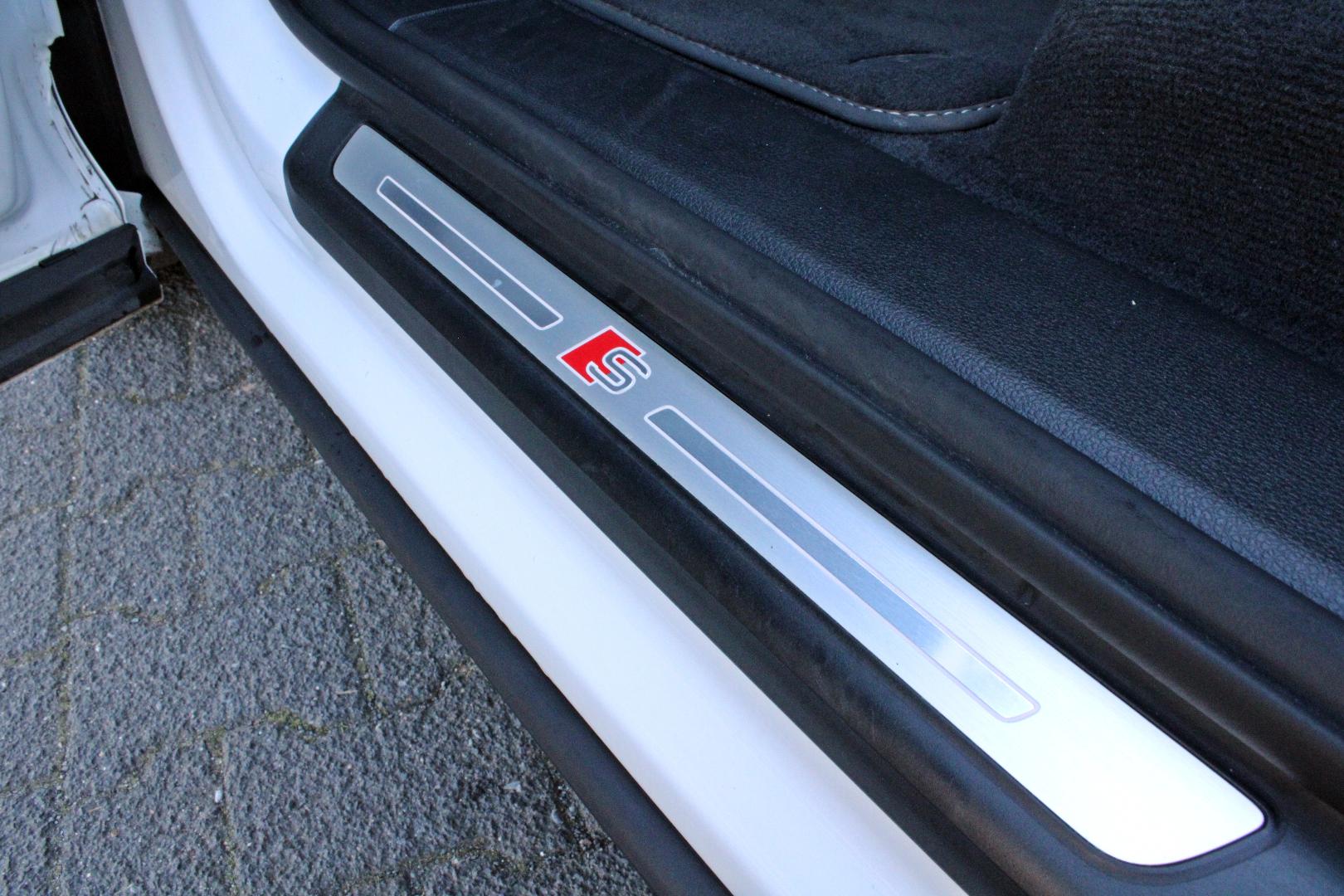 Image about Audi SQ7 TFSI quattro tiptronic
