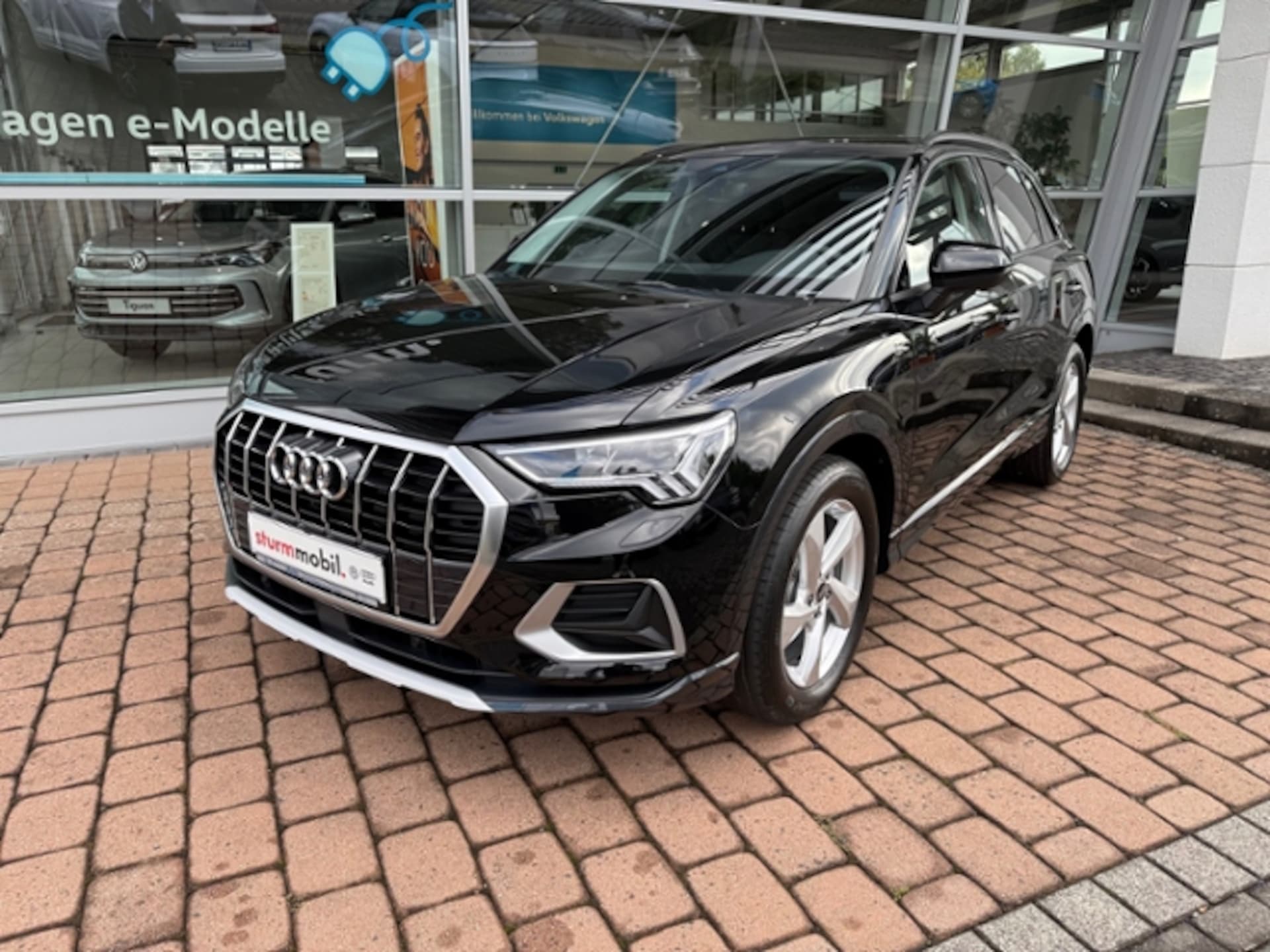 Audi Q3 SUV advanced