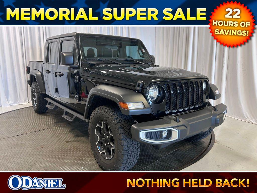 2023 Jeep Gladiator Sport's photo