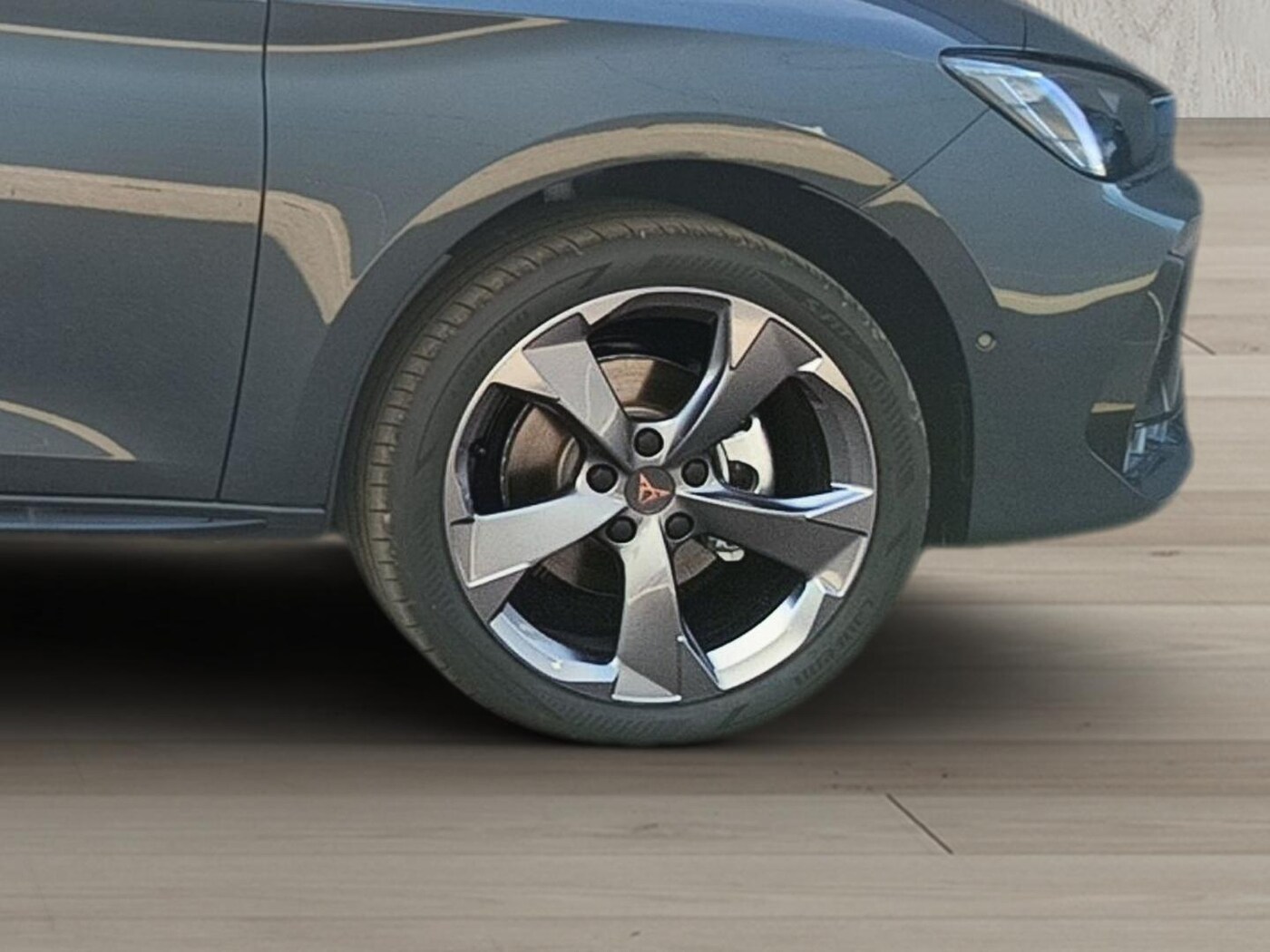 CUPRA Leon León 1.5 eTSI DSG 110 kW (150 CV) — photo 8