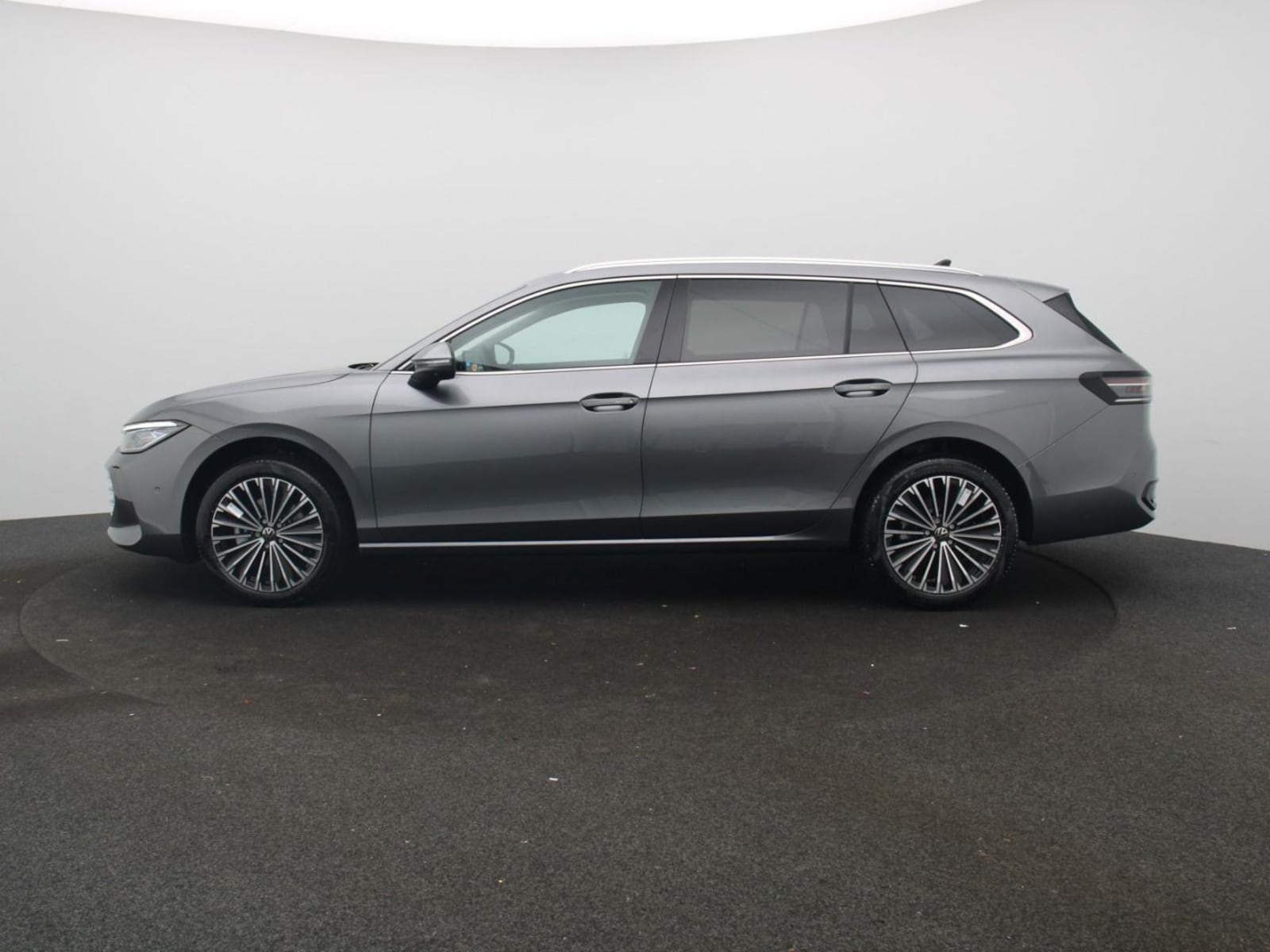 Volkswagen Passat – Bild 4