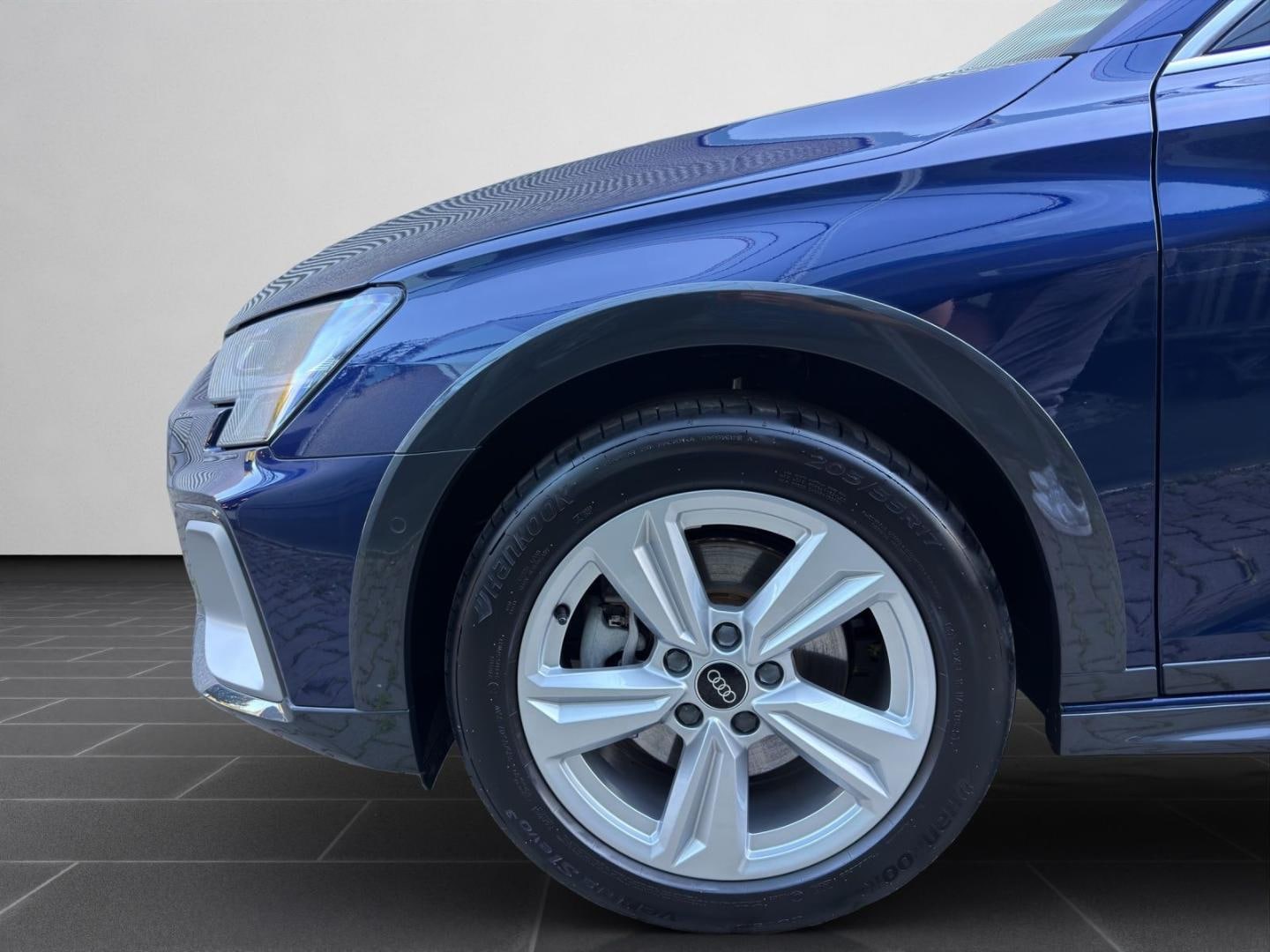 Bild über Audi A3 allstreet 35 TFSI S tronic - für weitere Informationen kontaktieren Sie den Audi Partner