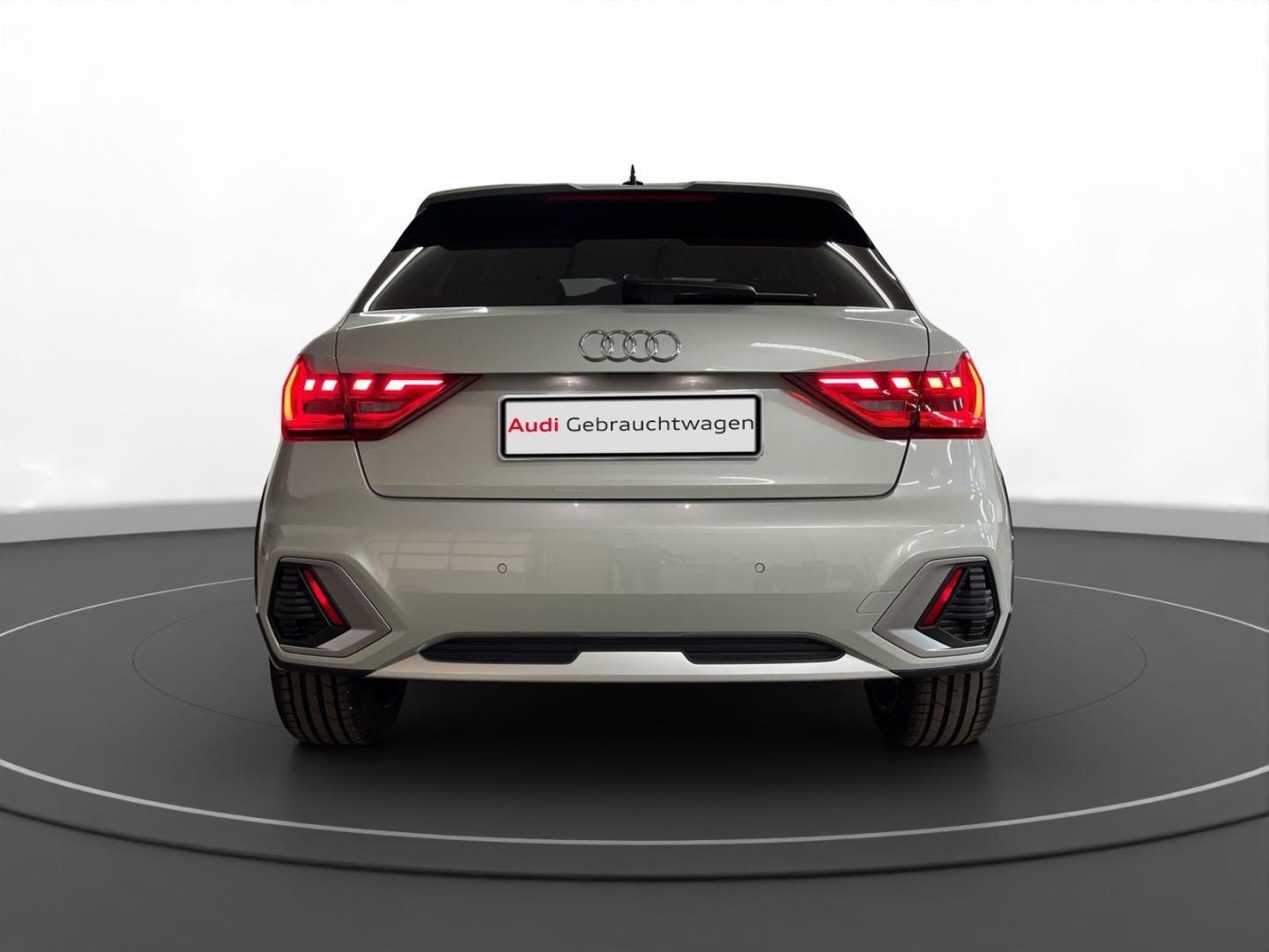 Bild über Audi A1 allstreet 35 TFSI S tronic - für weitere Informationen kontaktieren Sie den Audi Partner