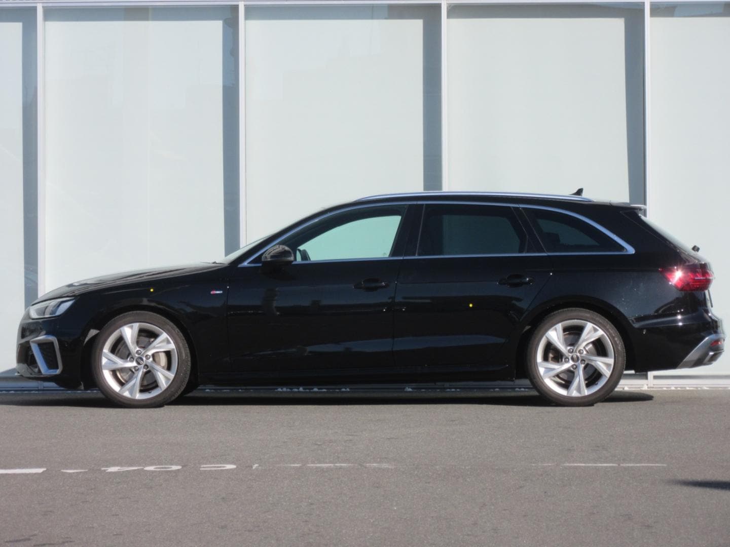 Audi A4 Avant 40 TDI quattro S line for more details contact your dealer