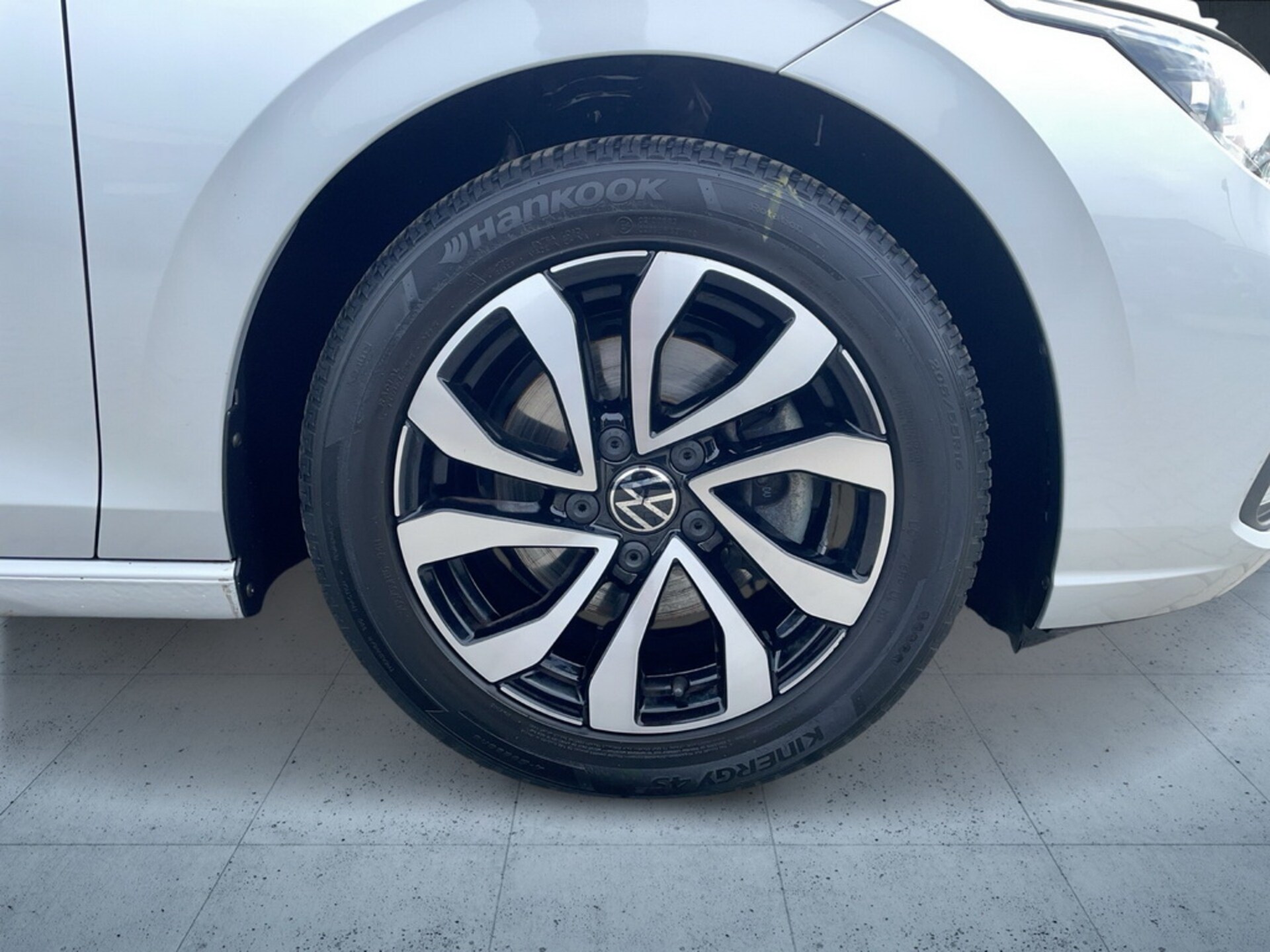 Volkswagen Golf Active