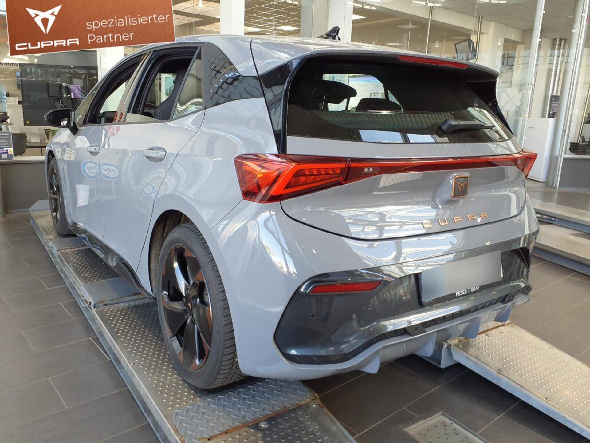 CUPRA Born