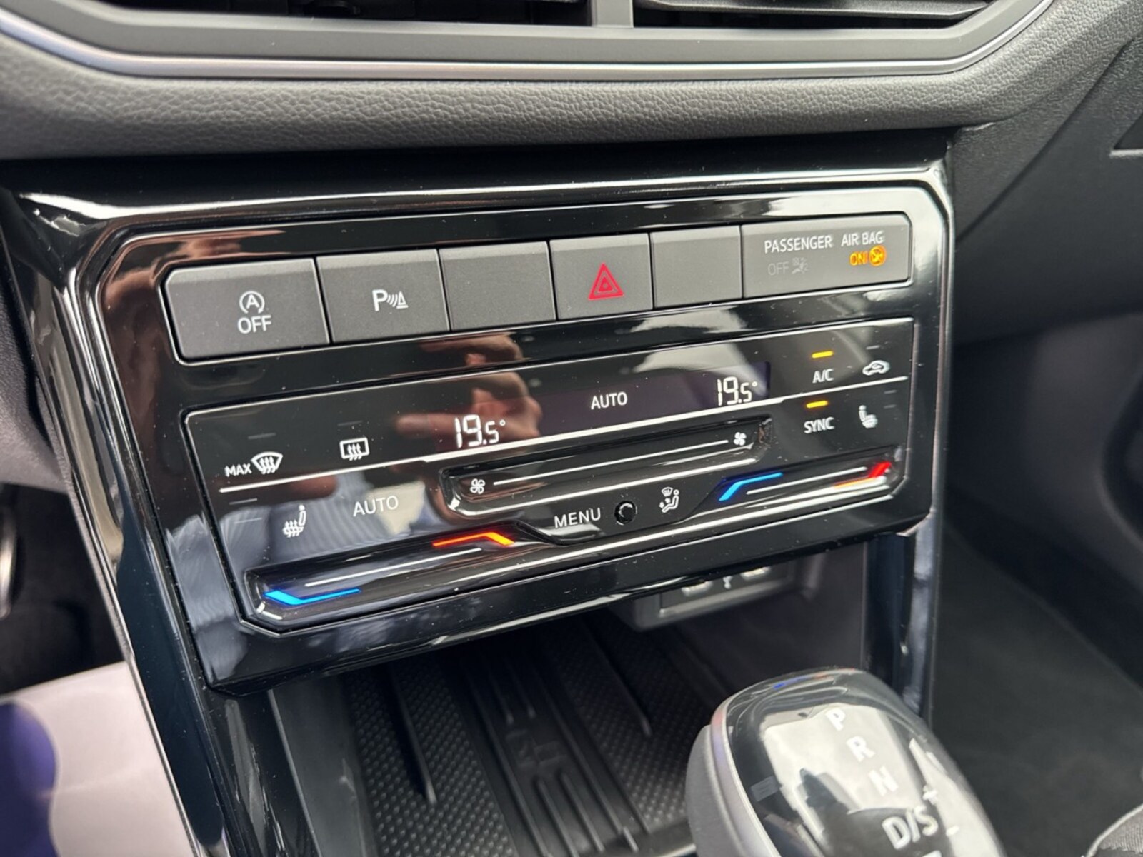 Volkswagen T-Cross – Bild 18
