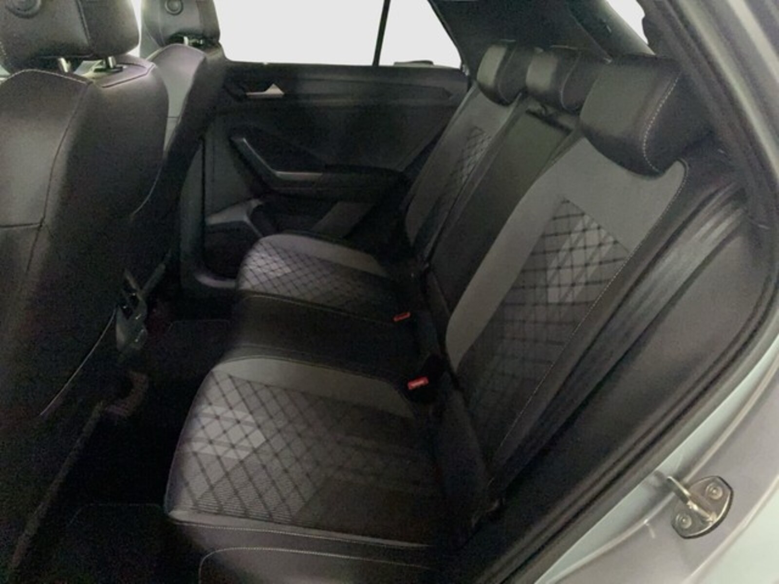 Volkswagen T-Roc – Bild 11