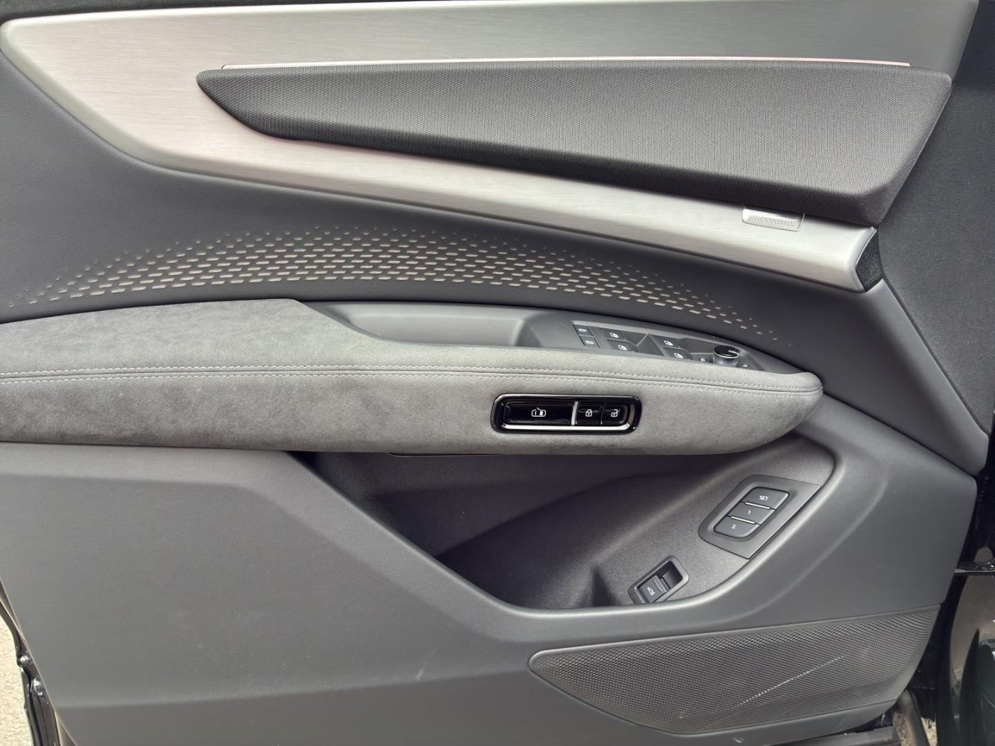 Bild über Audi Q7 SUV TDI quattro 220 kW tiptronic - für weitere Informationen kontaktieren Sie den Audi Partner
