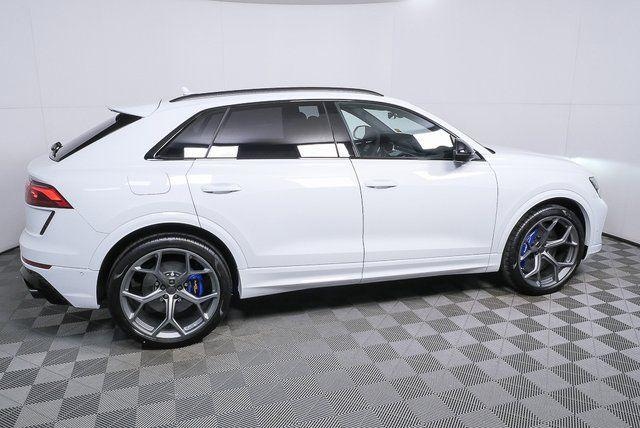 2026 Audi RS Q8 SUV performance