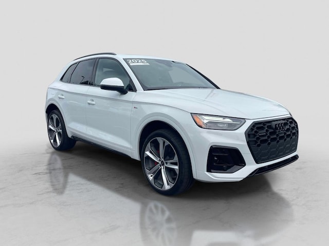 Photo of 2025 Audi Q5