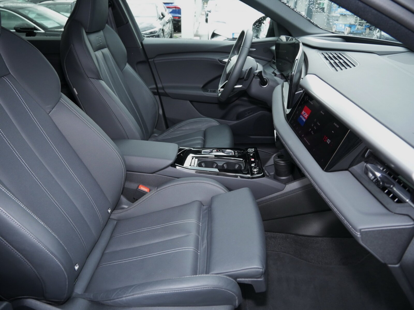 Audi Q6 e-tron – Bild 6